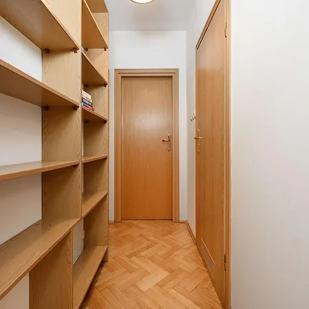 Comfortable Single-storey House By The *