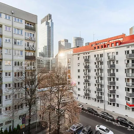 Comfortable Single-storey House By The Варшава